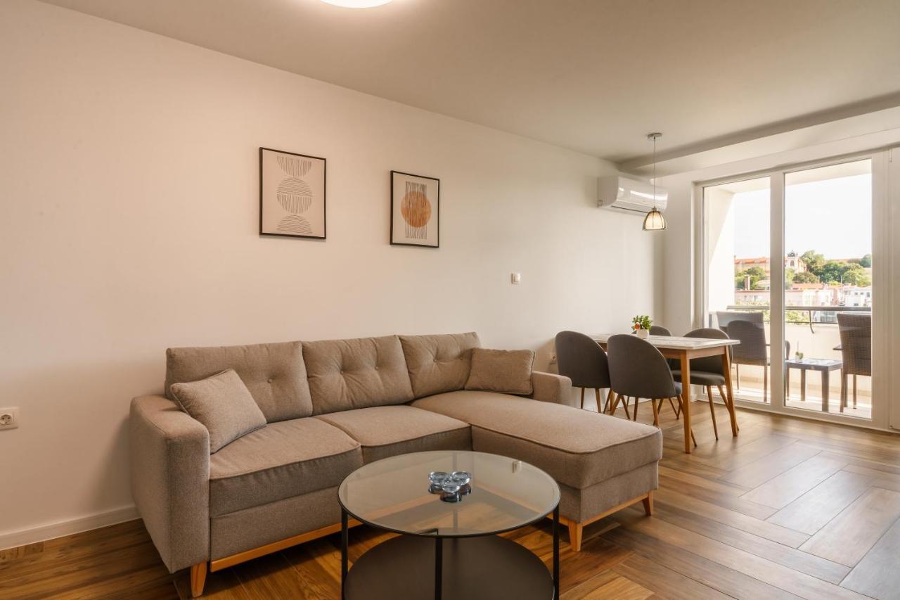 South Panoramic Apartment In The Art District Of Kapana 플로브디프 외부 사진